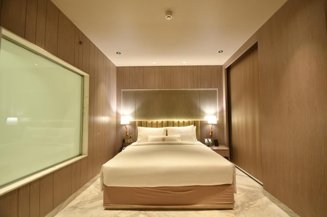 Hotel Vividus Bangalore Esterno foto