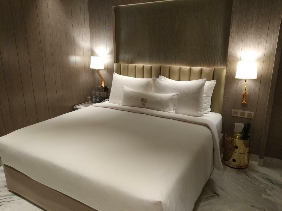 Hotel Vividus Bangalore Esterno foto