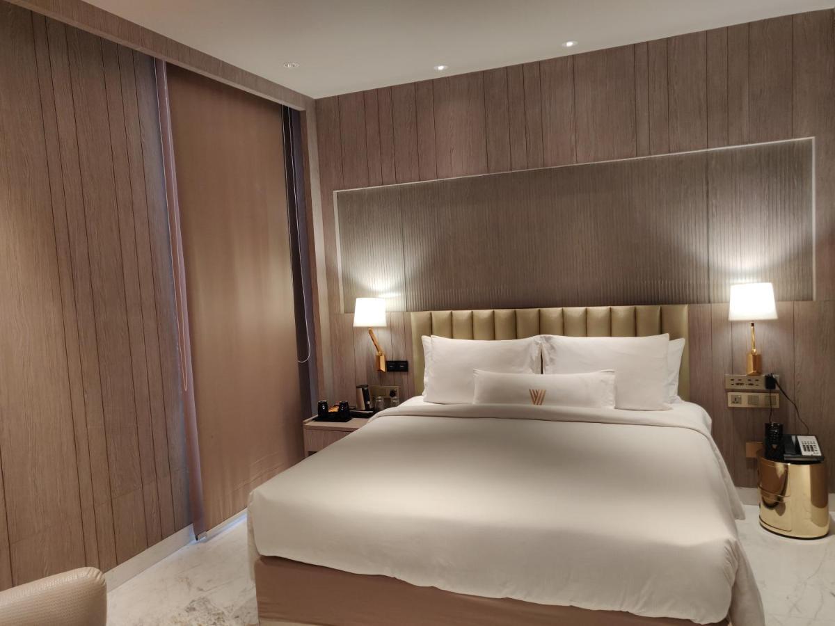 Hotel Vividus Bangalore Esterno foto